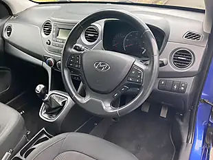 Used 2018 Hyundai I10 Se Blue - Interior and Exterior details 13