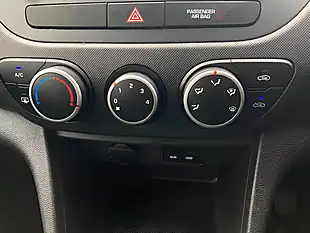 Used 2018 Hyundai I10 Se Blue - Interior and Exterior details 18