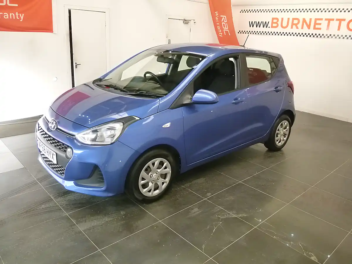 Used 2018 Hyundai i10 Se Blue - Interior and Exterior details 11