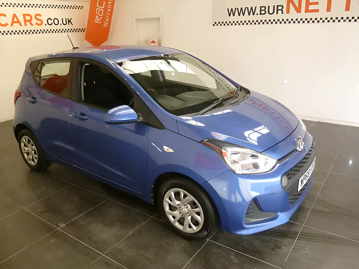 Used 2018 Hyundai i10 Se Blue - Interior and Exterior details 12