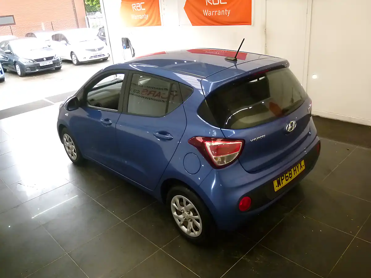 Used 2018 Hyundai i10 Se Blue - Interior and Exterior details 19