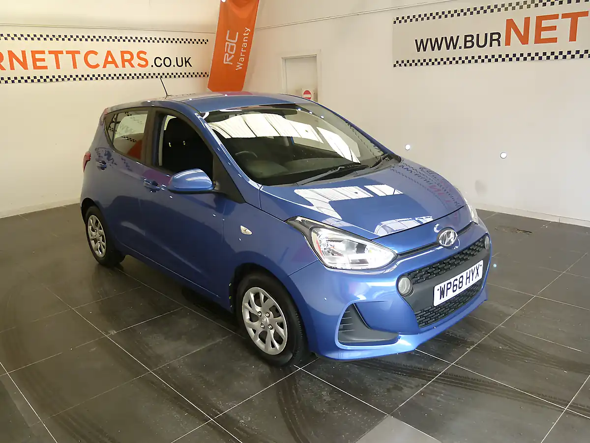 Used 2018 Hyundai i10 Se Blue - Interior and Exterior details 3