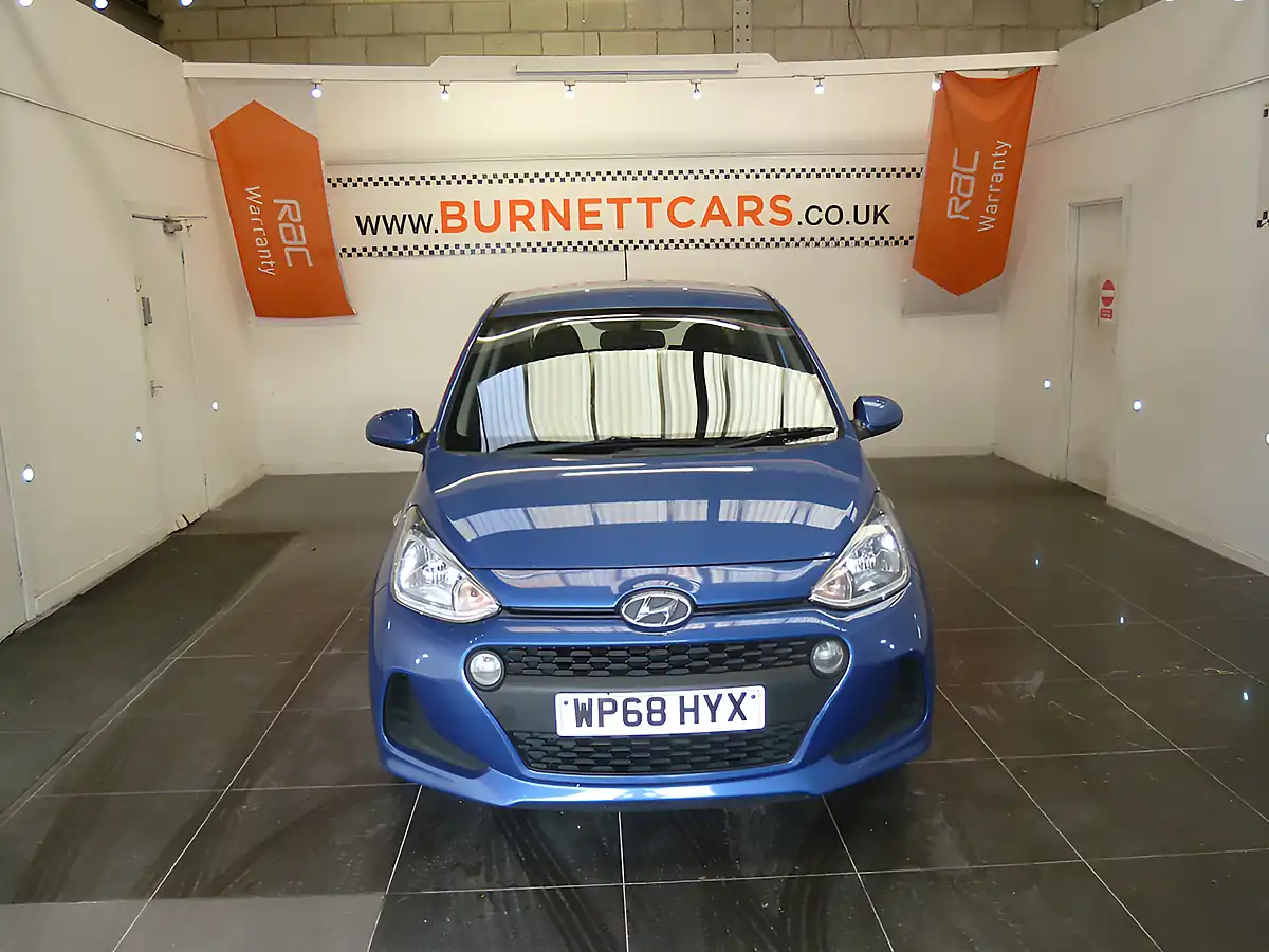Used 2018 Hyundai i10 Se Blue - Interior and Exterior details 4
