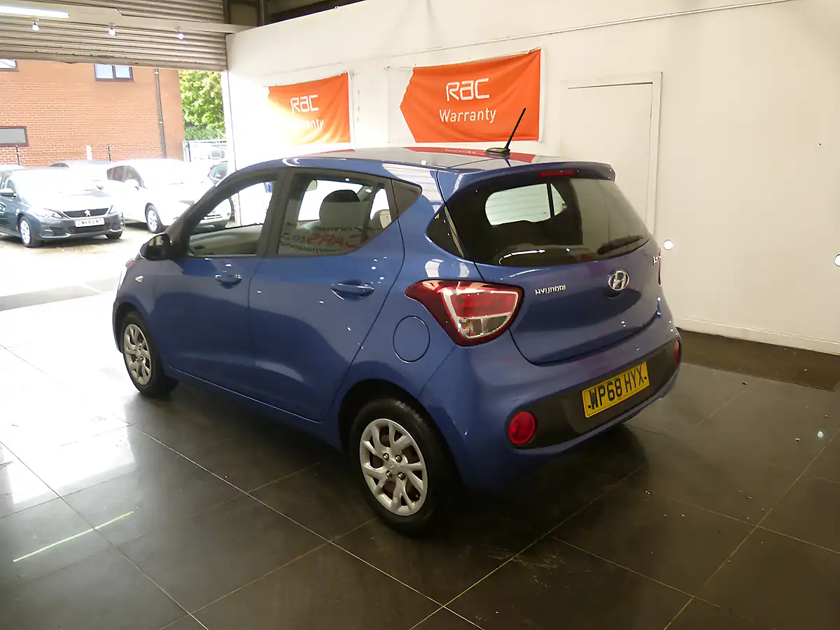 Used 2018 Hyundai i10 Se Blue - Interior and Exterior details 6