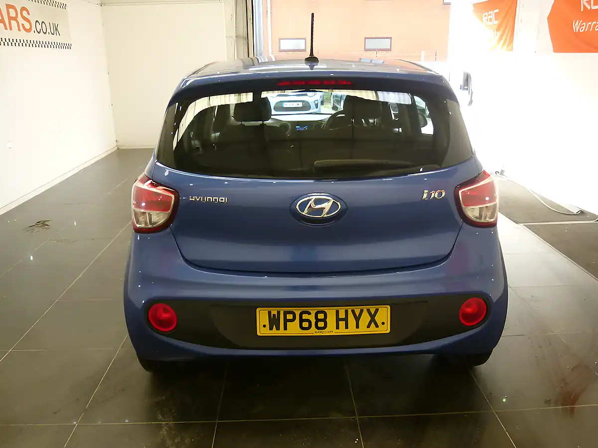 Used 2018 Hyundai i10 Se Blue - Interior and Exterior details 7