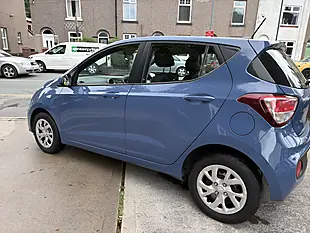 Used 2018 Hyundai I10 Se Blue - Interior and Exterior details 6