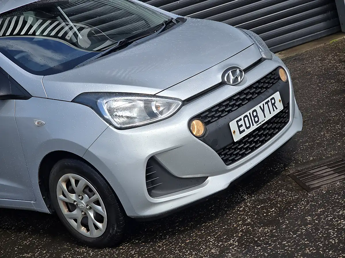 Used 2018 Hyundai I10 Se Grey - Interior and Exterior details 2