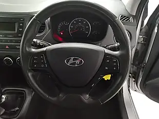 Used 2018 Hyundai I10 Se Grey - Interior and Exterior details 10