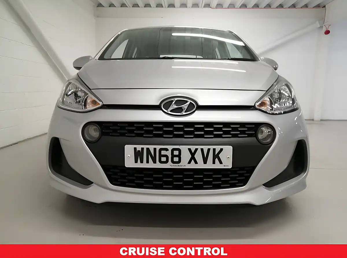 Used 2018 Hyundai I10 Se Grey - Interior and Exterior details 4