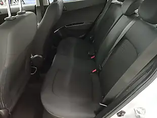 Used 2018 Hyundai I10 Se Grey - Interior and Exterior details 8