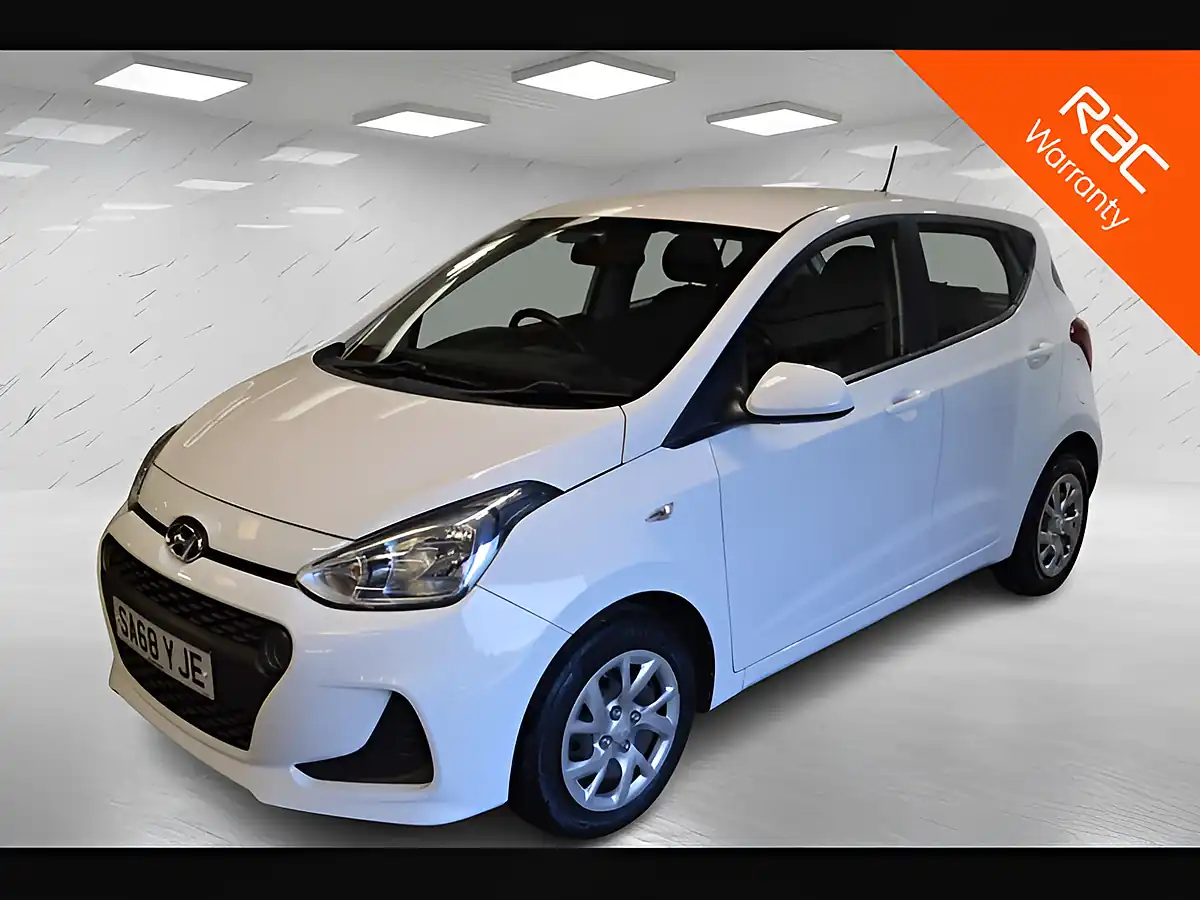 Used 2018 Hyundai i10 Se Hatchback 5dr Polar White - Front View