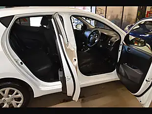 Used 2018 Hyundai i10 Se Hatchback 5dr Polar White - Interior and Exterior details 20