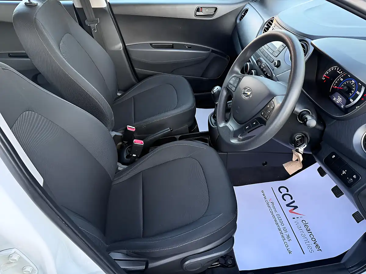 Used 2018 Hyundai i10 Se Polar White - Interior and Exterior details 12