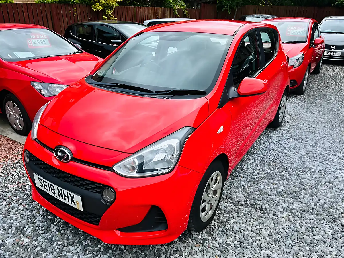Used 2018 Hyundai i10 Se Red - Interior and Exterior details 17