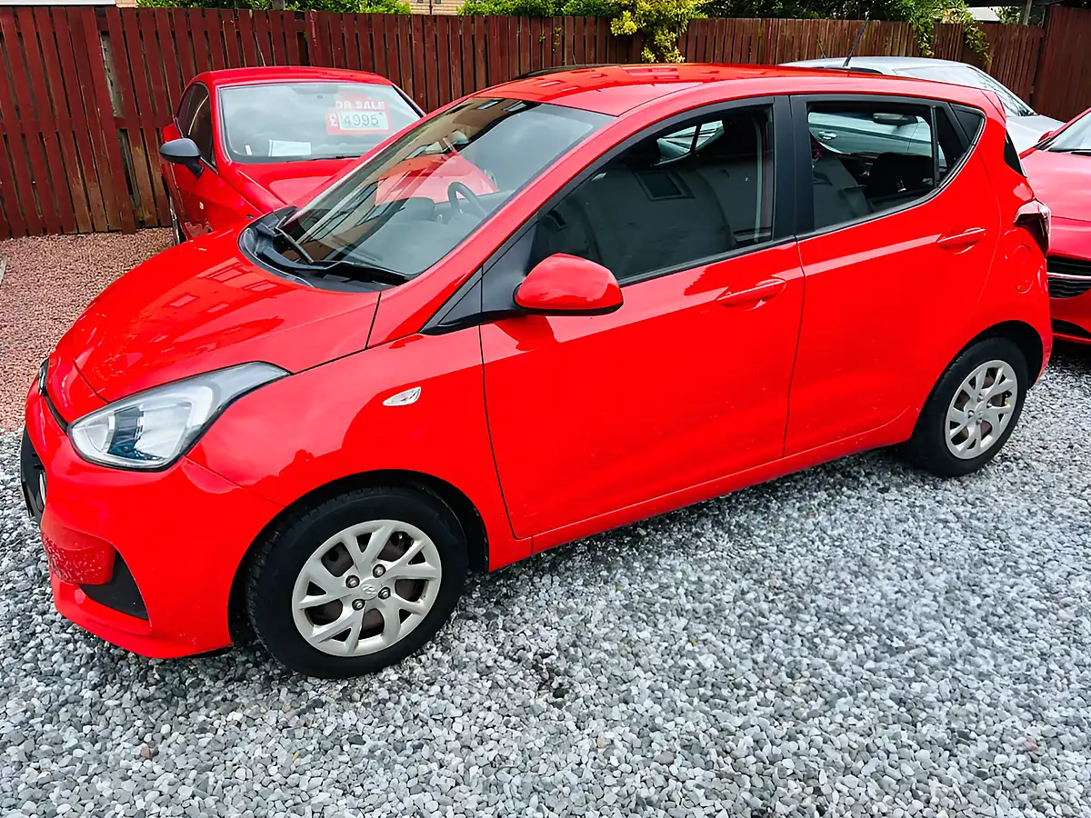 Used 2018 Hyundai i10 Se Red - Interior and Exterior details 2