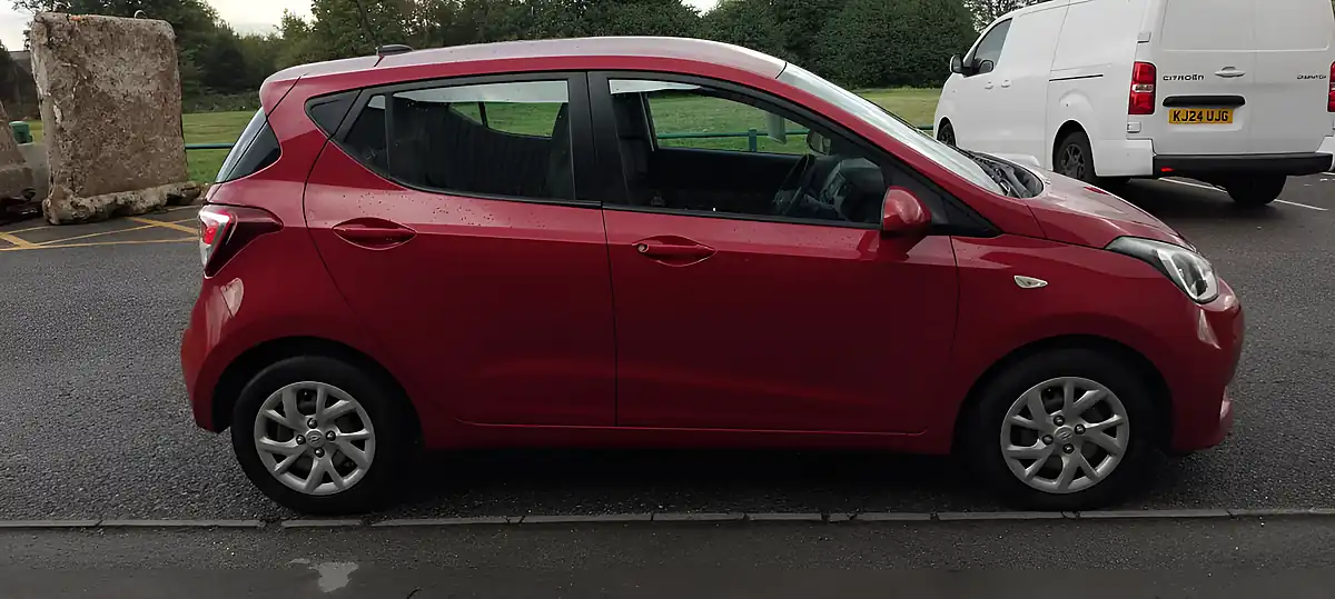 Used 2018 Hyundai i10 Se Red - Interior and Exterior details 2