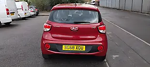 Used 2018 Hyundai i10 Se Red - Interior and Exterior details 4