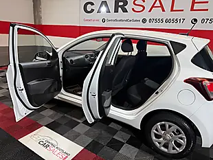 Used 2018 Hyundai i10 Se White - Interior and Exterior details 19