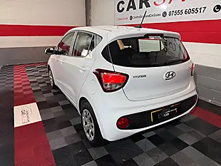 Used 2018 Hyundai i10 Se White - Interior and Exterior details 9