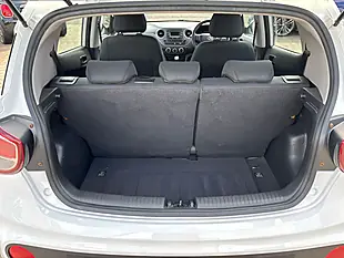 Used 2018 Hyundai i10 Se White - Interior and Exterior details 20