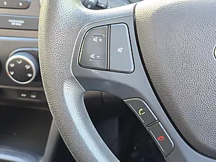 Used 2018 Hyundai i10 Se White - Interior and Exterior details 13