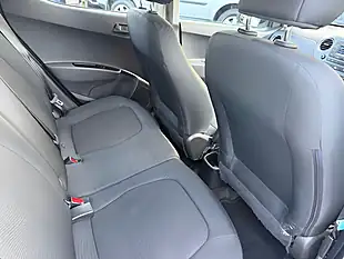 Used 2018 Hyundai i10 Se White - Interior and Exterior details 10