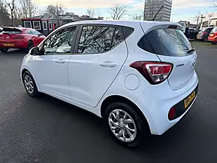 Used 2018 Hyundai i10 Se White - Interior and Exterior details 7