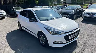 Used 2018 Hyundai I20 Go! Se White - Interior and Exterior details 18
