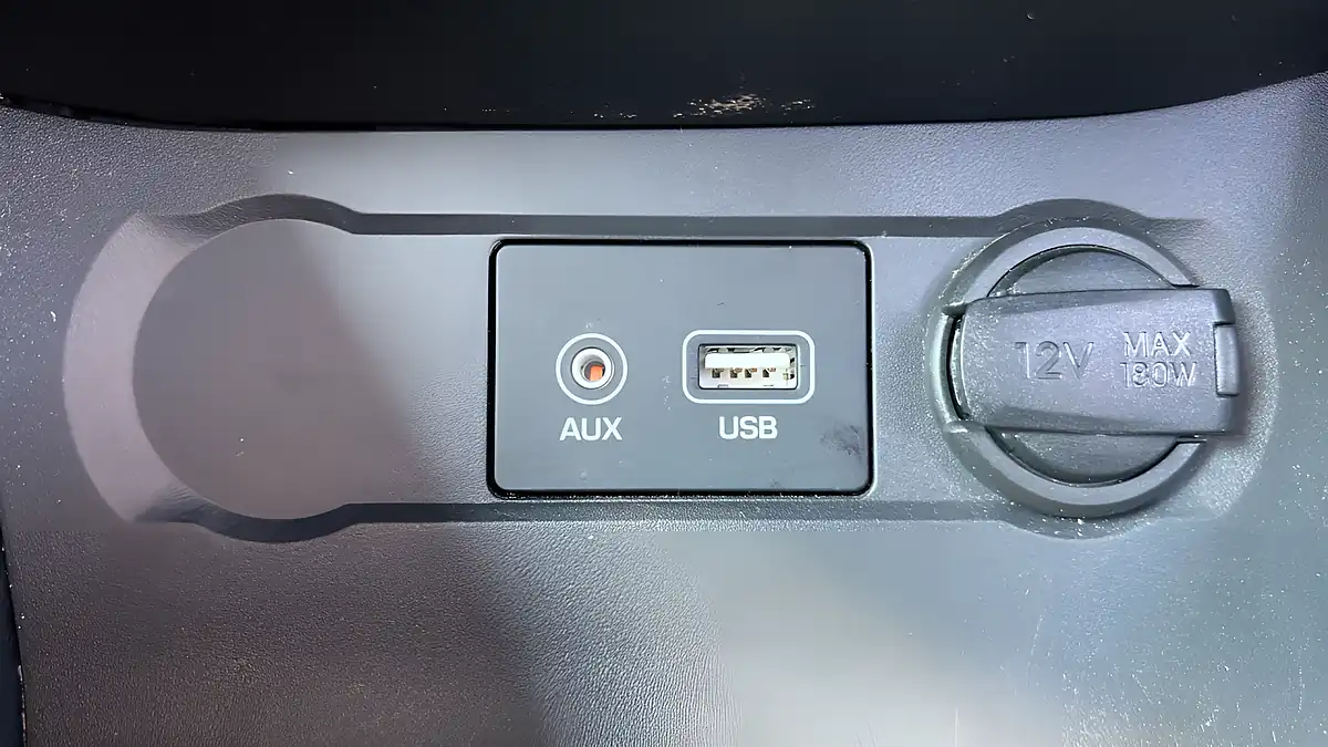 Used 2018 Hyundai I20 Go! Se White - Interior and Exterior details 20