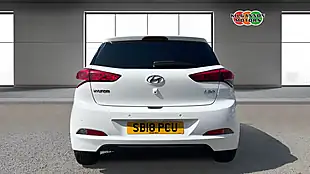 Used 2018 Hyundai I20 Go! Se White - Interior and Exterior details 5