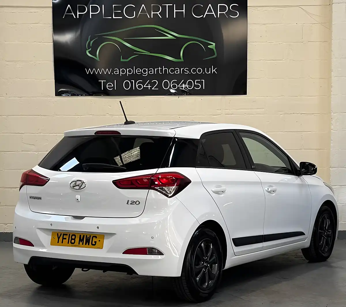 Used 2018 Hyundai I20 Go! Se White - Interior and Exterior details 3