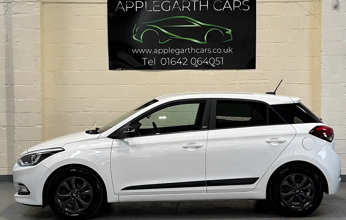 Used 2018 Hyundai I20 Go! Se White - Interior and Exterior details 6