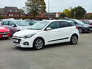 Used 2018 Hyundai I20 Premium Nav White - Interior and Exterior details 5