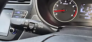 Used 2018 Hyundai I20 S-Connect White - Interior and Exterior details 12