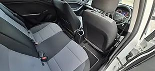 Used 2018 Hyundai I20 S-Connect White - Interior and Exterior details 16