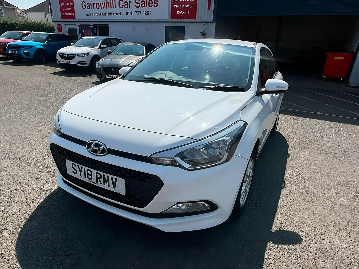 Used 2018 Hyundai I20 Se Euro 6 White - Interior and Exterior details 15