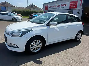 Used 2018 Hyundai I20 Se Euro 6 White - Interior and Exterior details 4