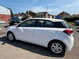 Used 2018 Hyundai I20 Se Euro 6 White - Interior and Exterior details 6