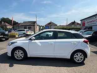 Used 2018 Hyundai I20 Se Euro 6 White - Interior and Exterior details 8