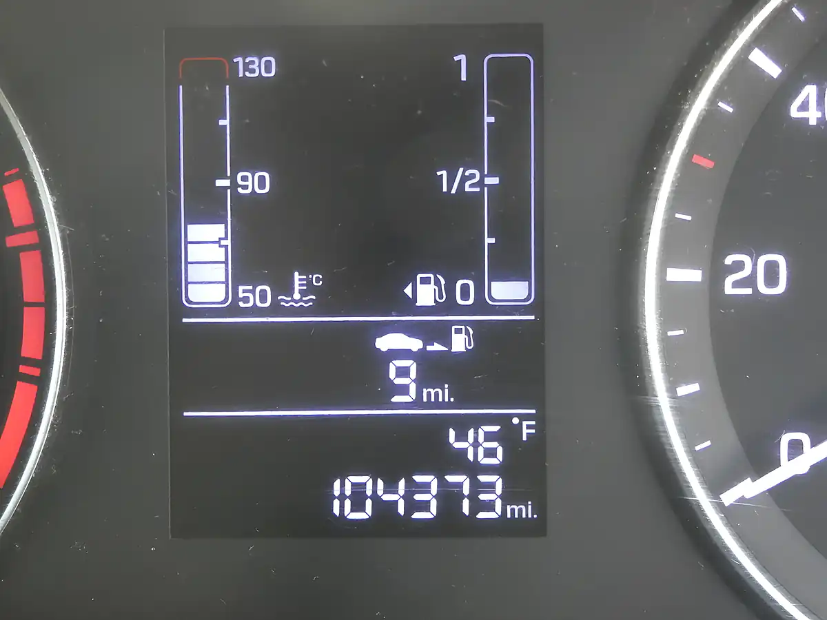 Used 2018 Hyundai i20 Se White - Interior and Exterior details 7