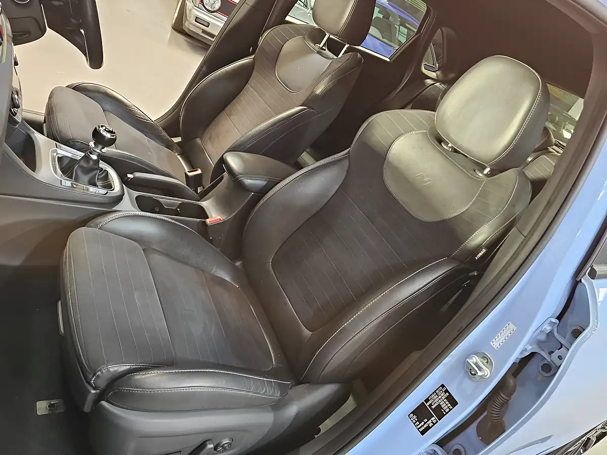 Used 2018 Hyundai I30 N Performance Blue - Interior and Exterior details 20
