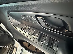 Used 2018 Hyundai i30 N Performance White - Interior and Exterior details 17