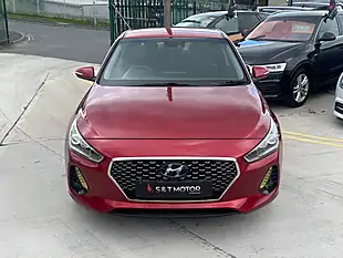 Used 2018 Hyundai I30 Premium Red - Interior and Exterior details 2