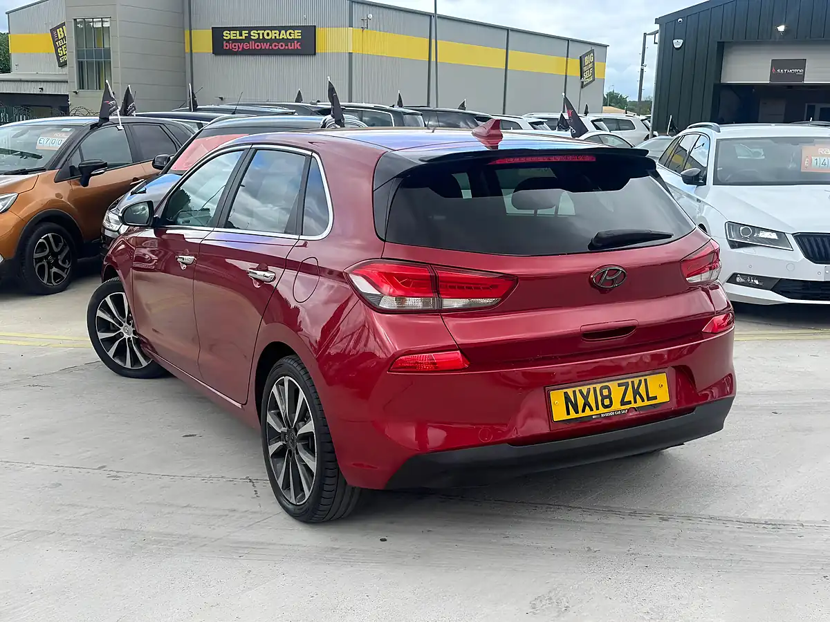 Used 2018 Hyundai I30 Premium Red - Interior and Exterior details 4