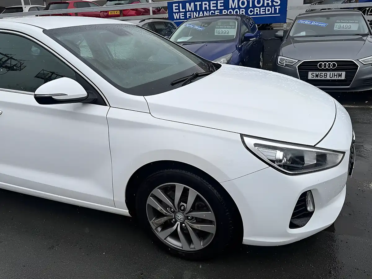 Used 2018 Hyundai I30 Se Edition White - Interior and Exterior details 11