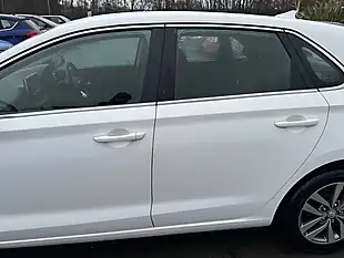 Used 2018 Hyundai I30 Se Edition White - Interior and Exterior details 13