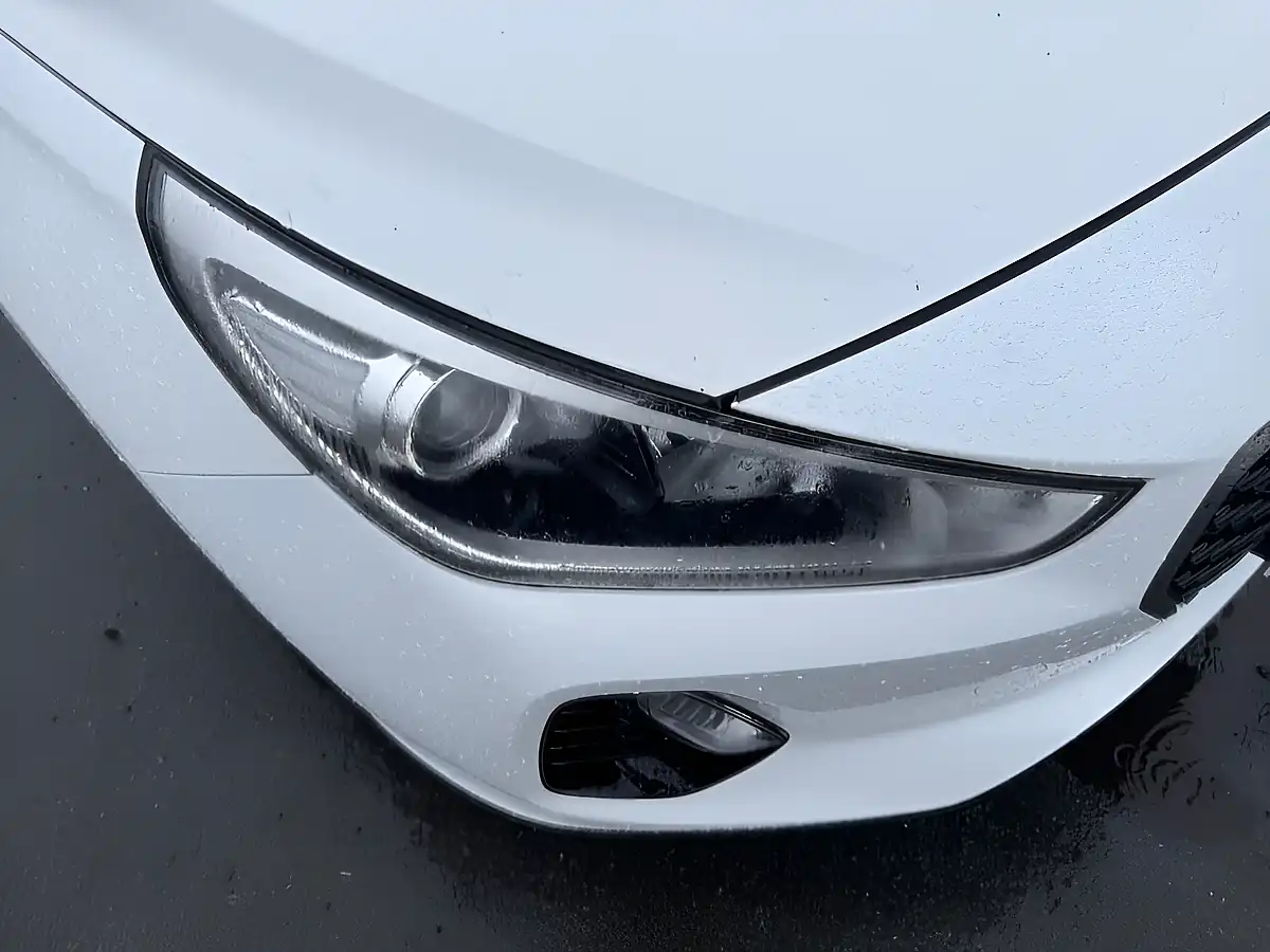 Used 2018 Hyundai I30 Se Edition White - Interior and Exterior details 17