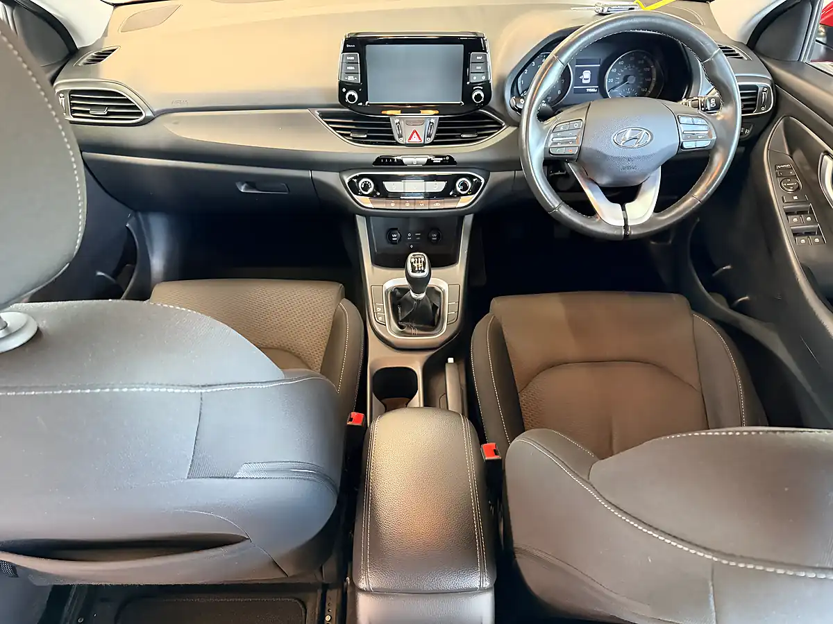 Used 2018 Hyundai I30 Se Nav Fiery Red - Interior and Exterior details 15