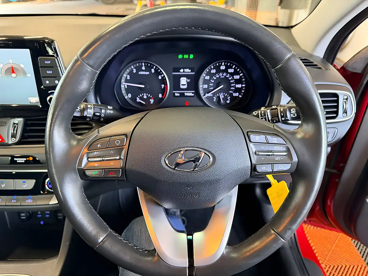 Used 2018 Hyundai I30 Se Nav Fiery Red - Interior and Exterior details 16