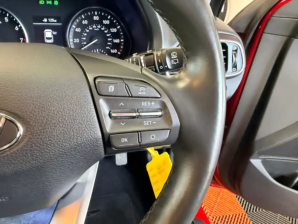 Used 2018 Hyundai I30 Se Nav Fiery Red - Interior and Exterior details 18